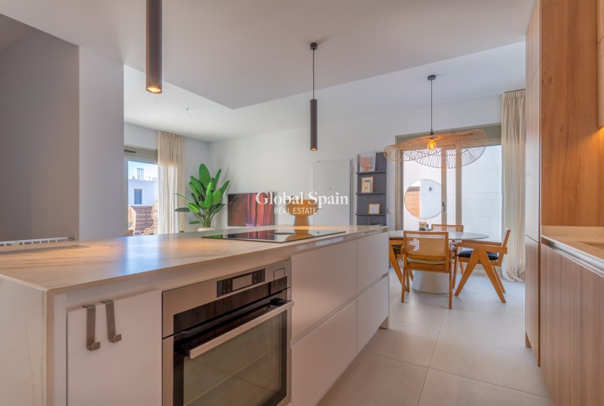 Resale - HOUSE -
SAN MIGUEL DE SALINAS - San Miguel de Salinas