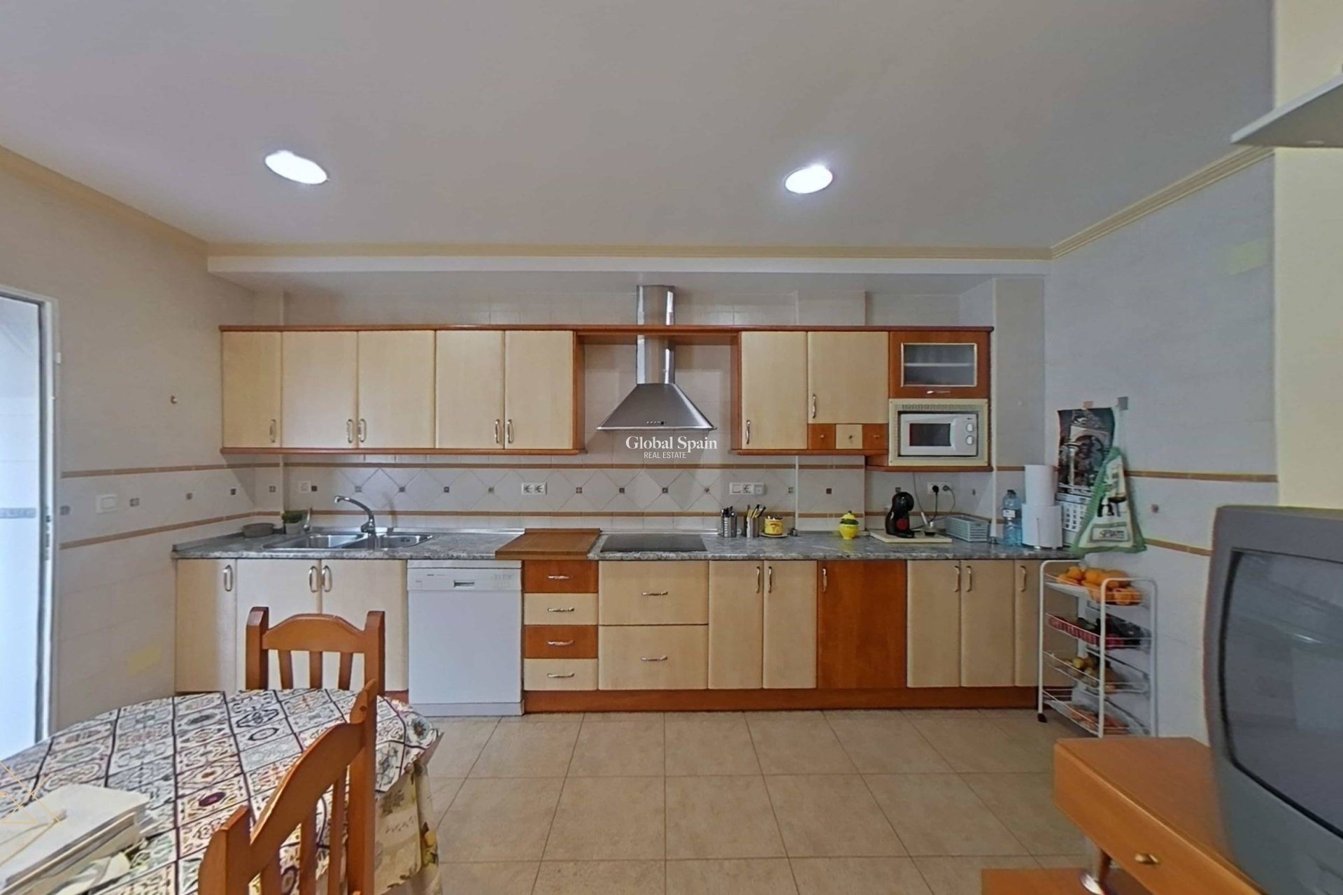 Resale - HOUSE -
SAN PEDRO DEL PINATAR - CENTRO