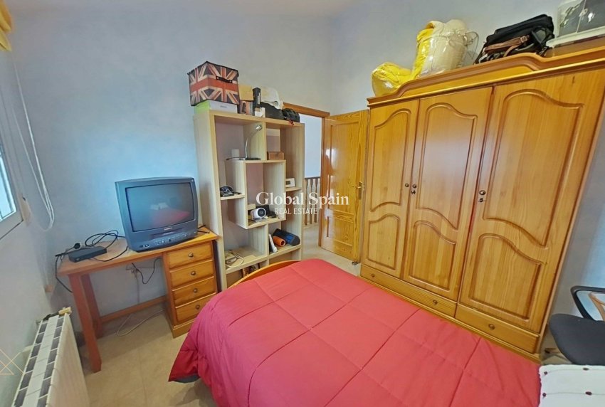 Resale - HOUSE -
SAN PEDRO DEL PINATAR - CENTRO