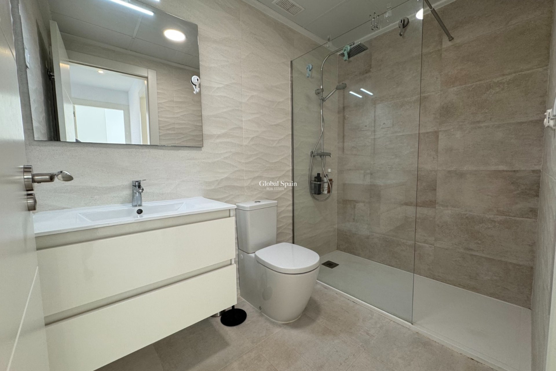 Resale - HOUSE -
SAN PEDRO DEL PINATAR - Costa Calida