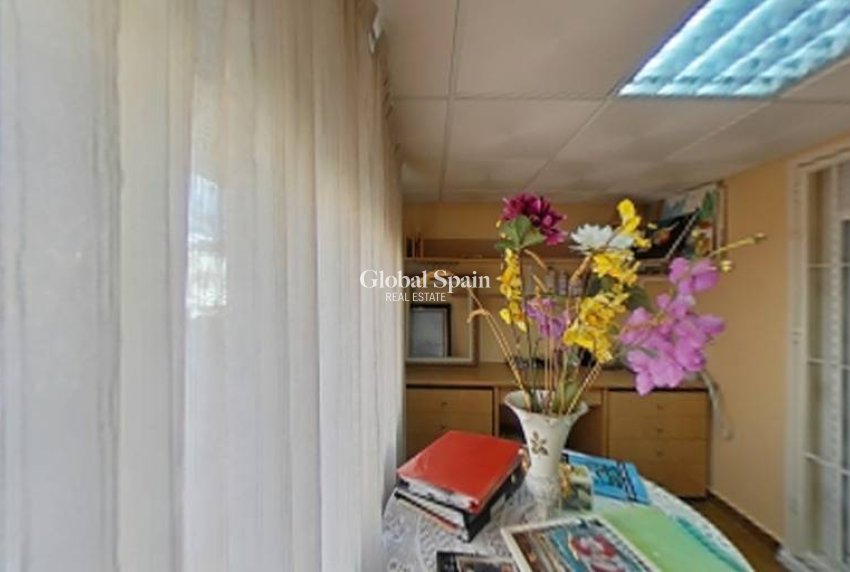 Resale - HOUSE -
SAN PEDRO DEL PINATAR - El salero