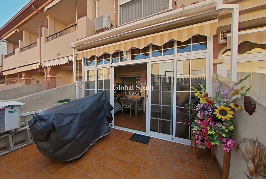 Resale - HOUSE -
SAN PEDRO DEL PINATAR - El salero