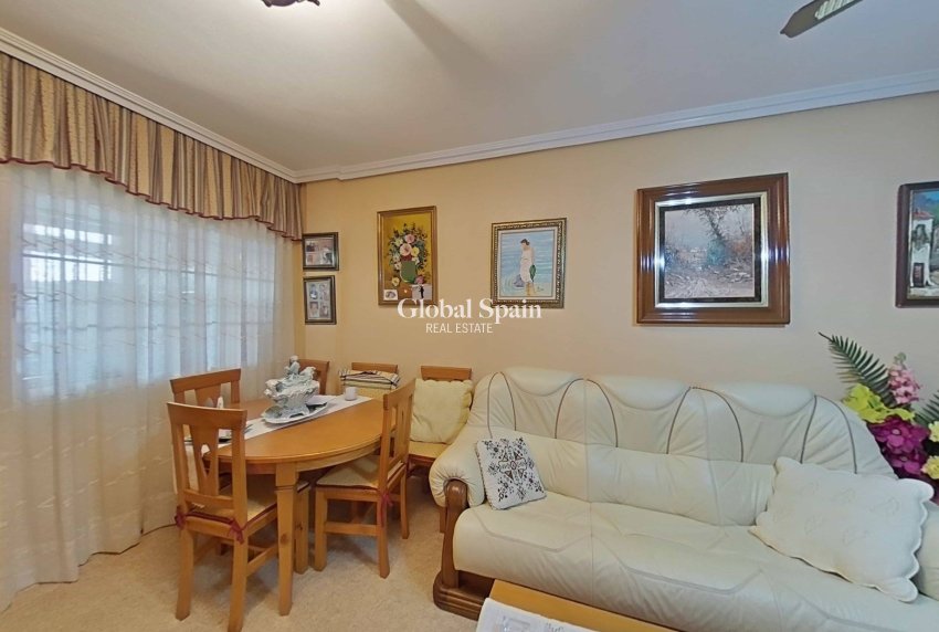 Resale - HOUSE -
SAN PEDRO DEL PINATAR - El salero