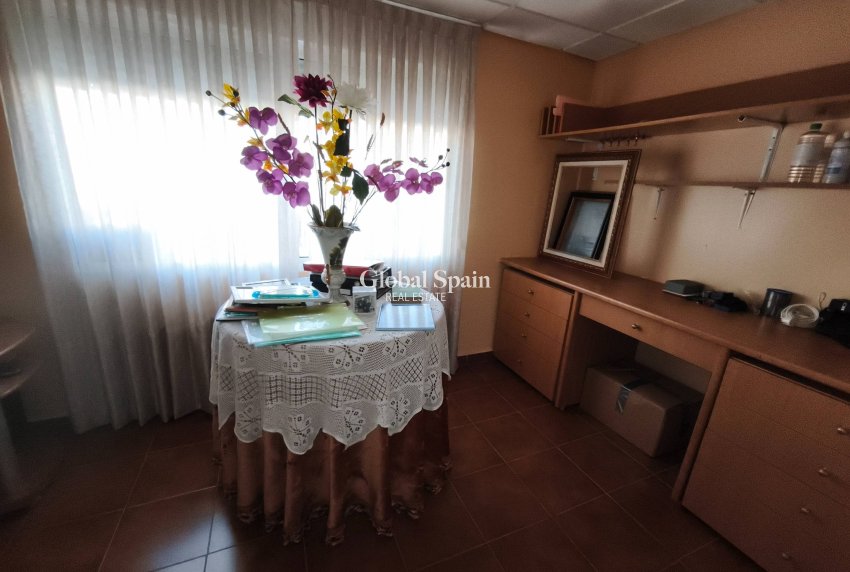 Resale - HOUSE -
SAN PEDRO DEL PINATAR - El salero