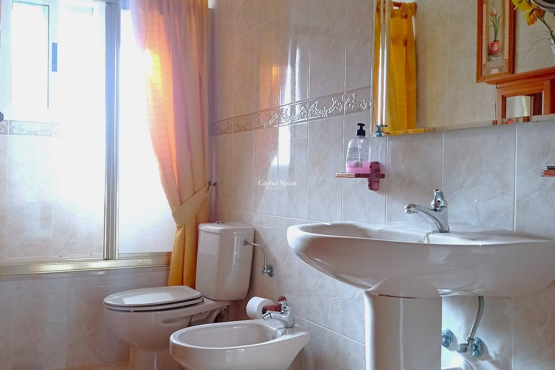 Resale - HOUSE -
SAN PEDRO DEL PINATAR - El salero