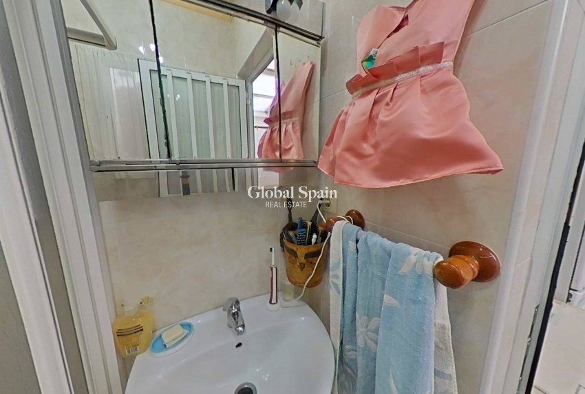 Resale - HOUSE -
SAN PEDRO DEL PINATAR - El salero