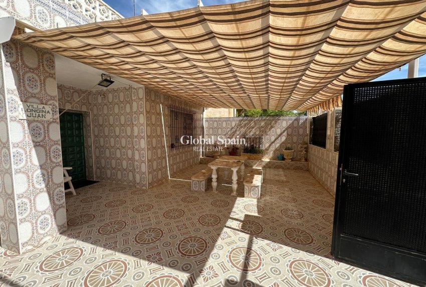 Resale - HOUSE -
SAN PEDRO DEL PINATAR - Lo pagan