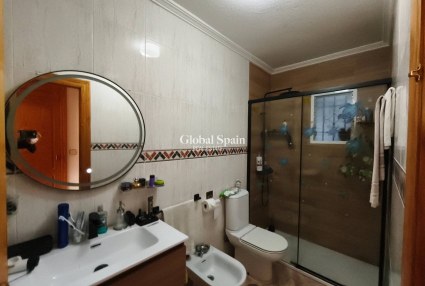 Resale - HOUSE -
SAN PEDRO DEL PINATAR - Lo pagan