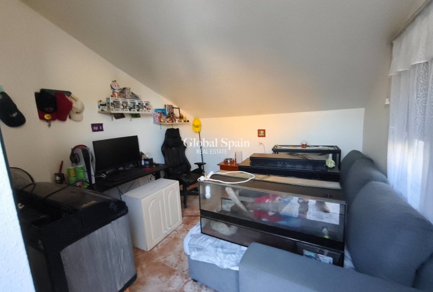 Resale - HOUSE -
SAN PEDRO DEL PINATAR - Lo pagan