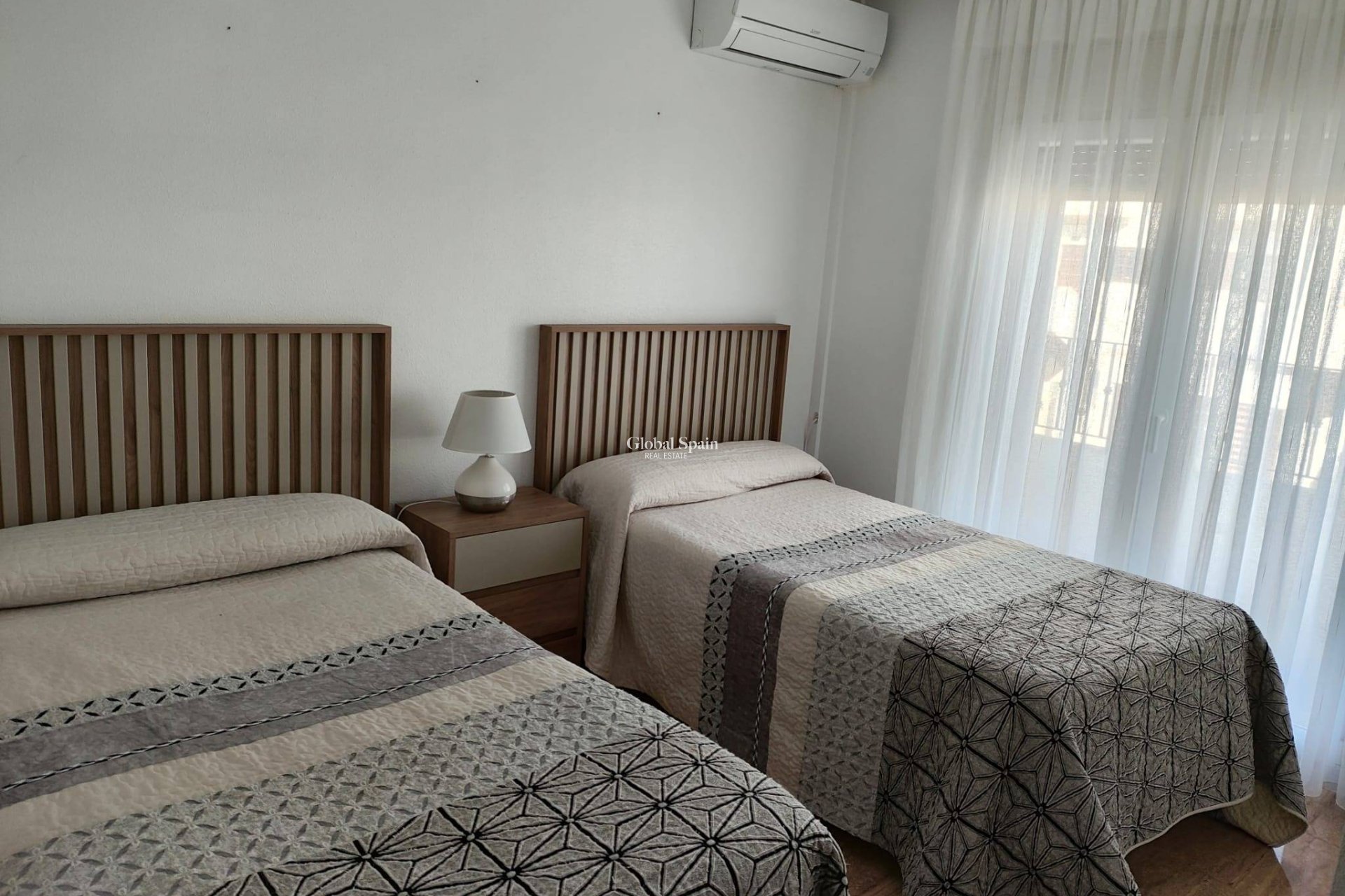 Resale - HOUSE -
SAN PEDRO DEL PINATAR - Lo pagan