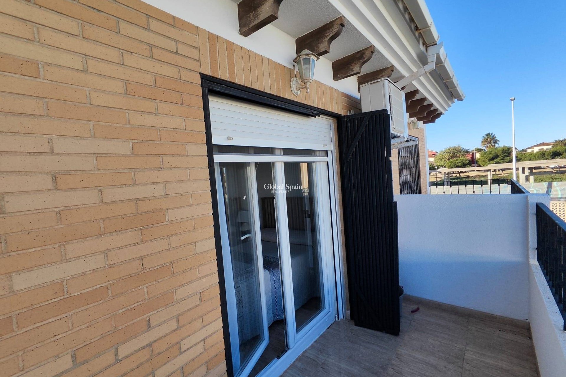 Resale - HOUSE -
SAN PEDRO DEL PINATAR - Lo pagan