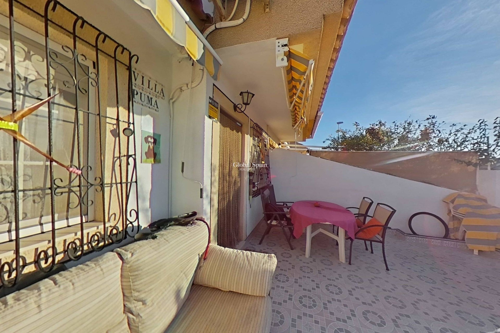 Resale - HOUSE -
SAN PEDRO DEL PINATAR - Lo pagan