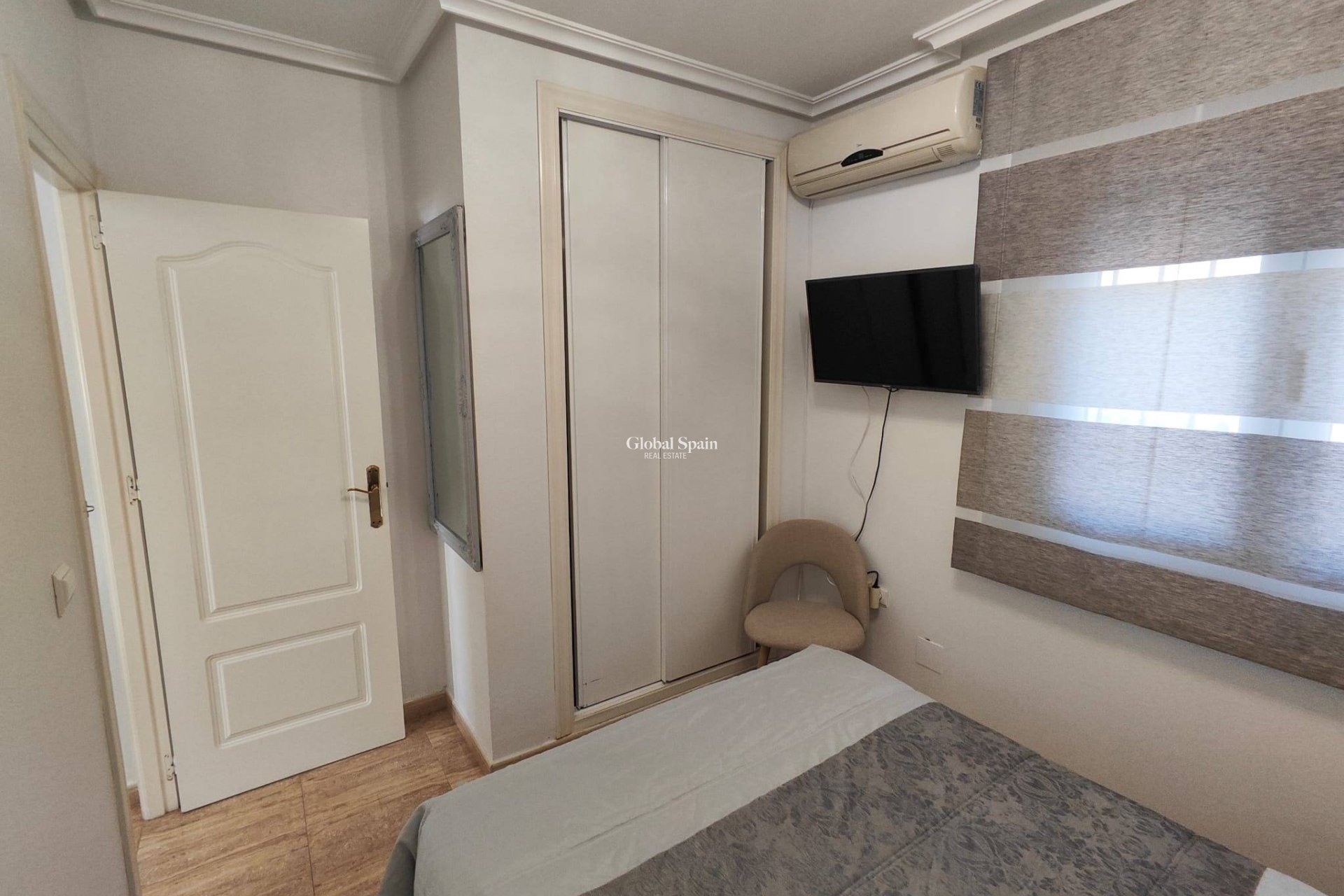 Resale - HOUSE -
SAN PEDRO DEL PINATAR - Lo pagan