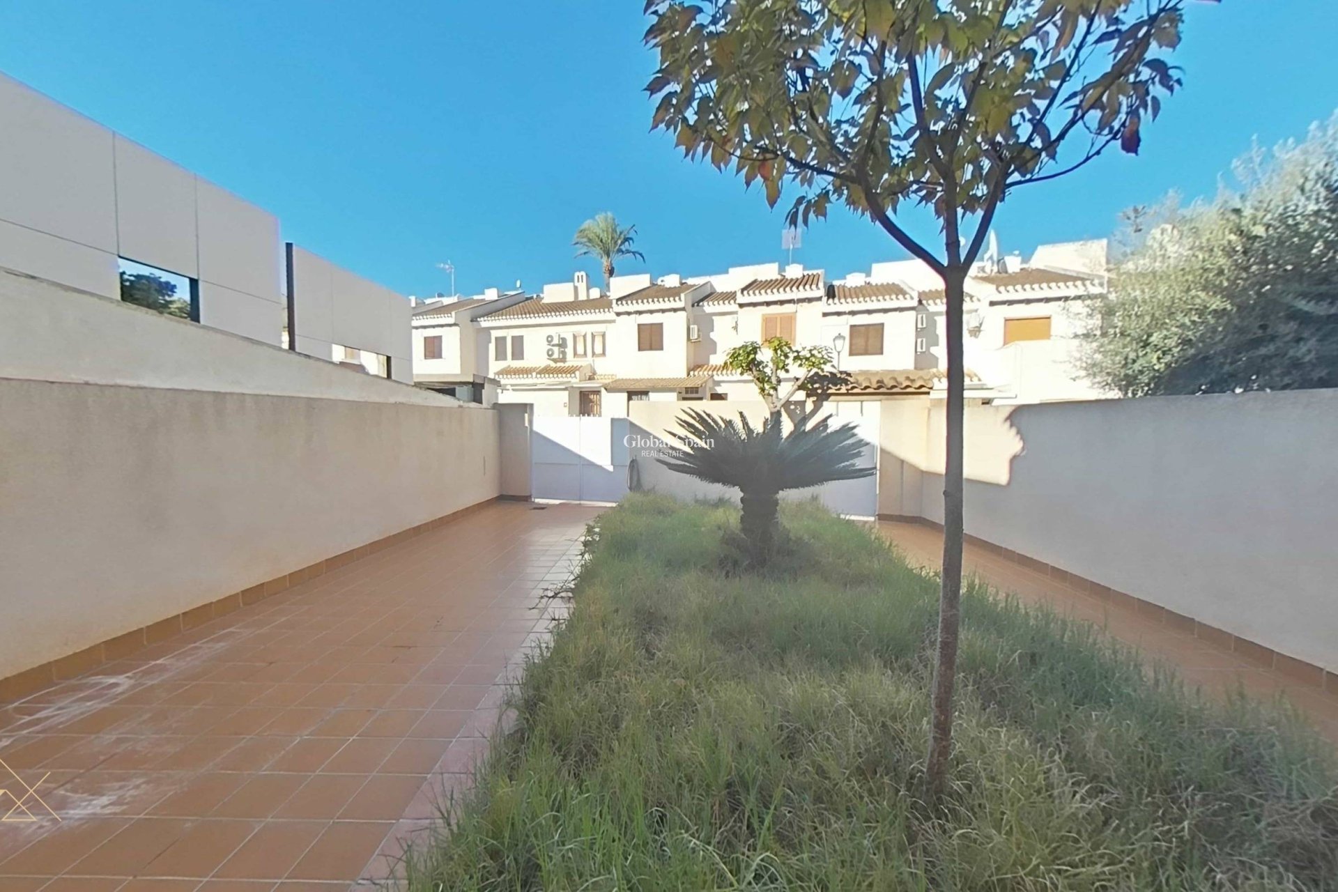 Resale - HOUSE -
SAN PEDRO DEL PINATAR - Lo pagan