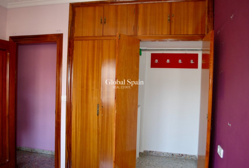 Resale - House -
SAN PEDRO DEL PINATAR - Los Antolinos