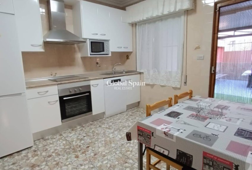 Resale - HOUSE -
SAN PEDRO DEL PINATAR - Los Cuarteros