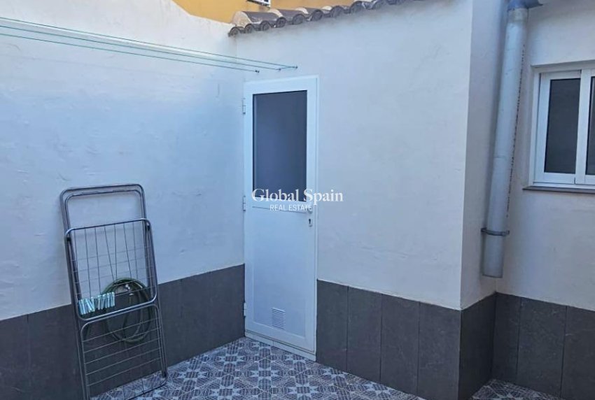 Resale - HOUSE -
SAN PEDRO DEL PINATAR - Los Cuarteros