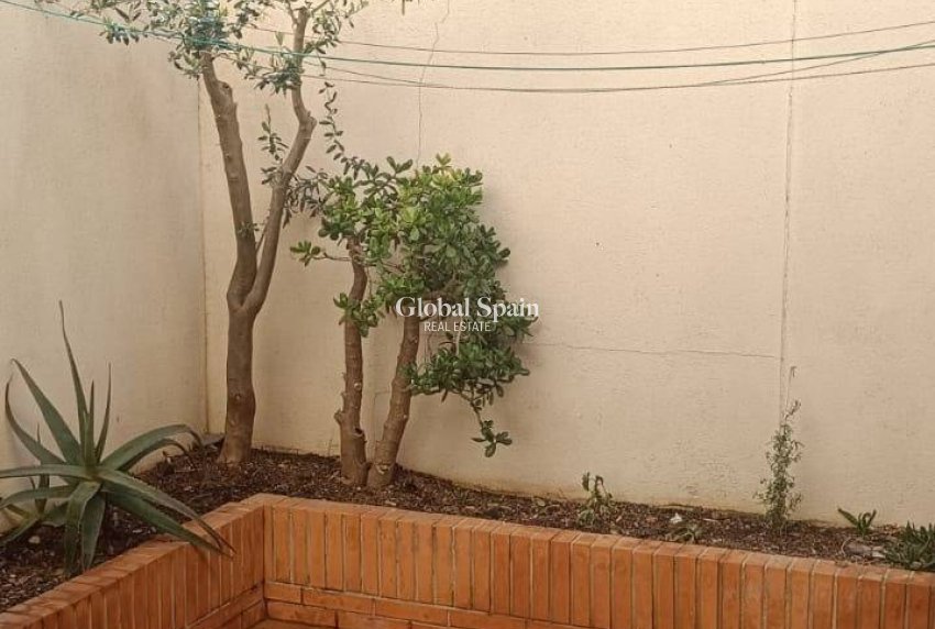 Resale - HOUSE -
SAN PEDRO DEL PINATAR - Los Peñascos-el Salero-los Imbernones