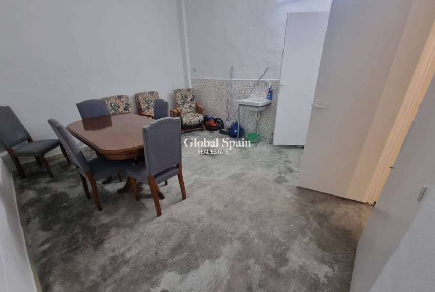 Resale - HOUSE -
SAN PEDRO DEL PINATAR - San Pedro de Pinatar