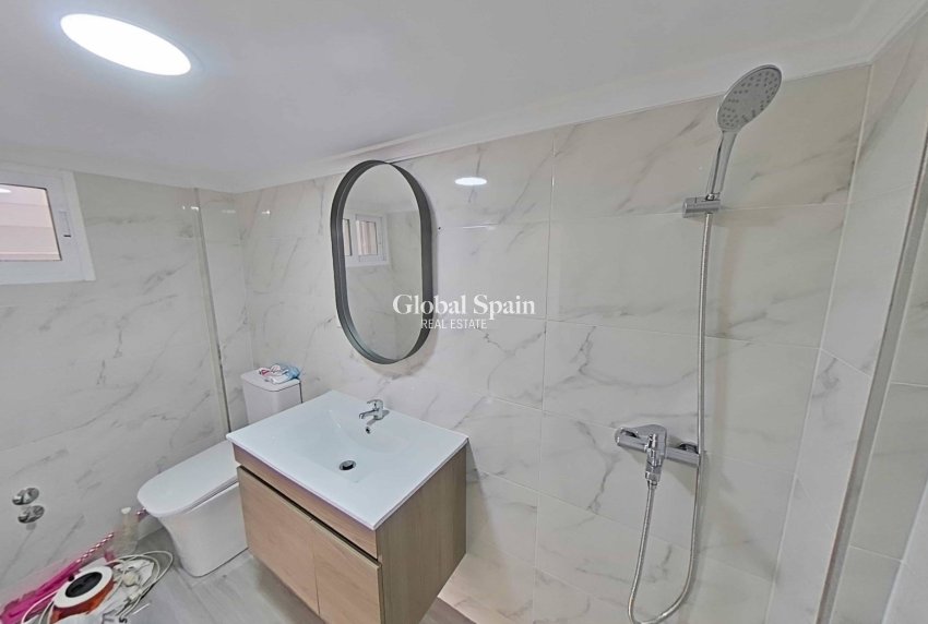 Resale - HOUSE -
SAN PEDRO DEL PINATAR - San Pedro Del Pinatar Centro