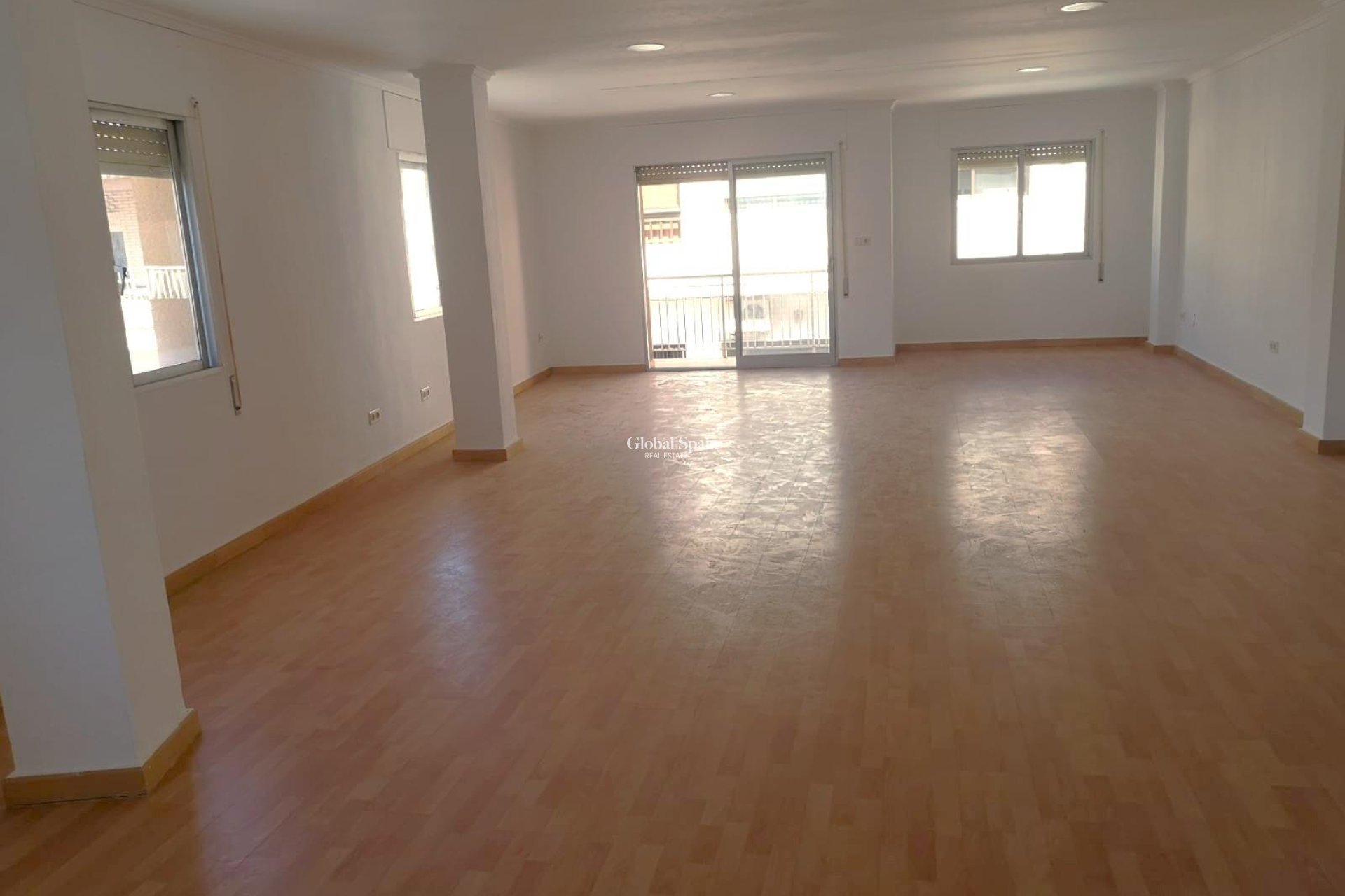 Resale - HOUSE -
SAN PEDRO DEL PINATAR - San Pedro del Pinatar