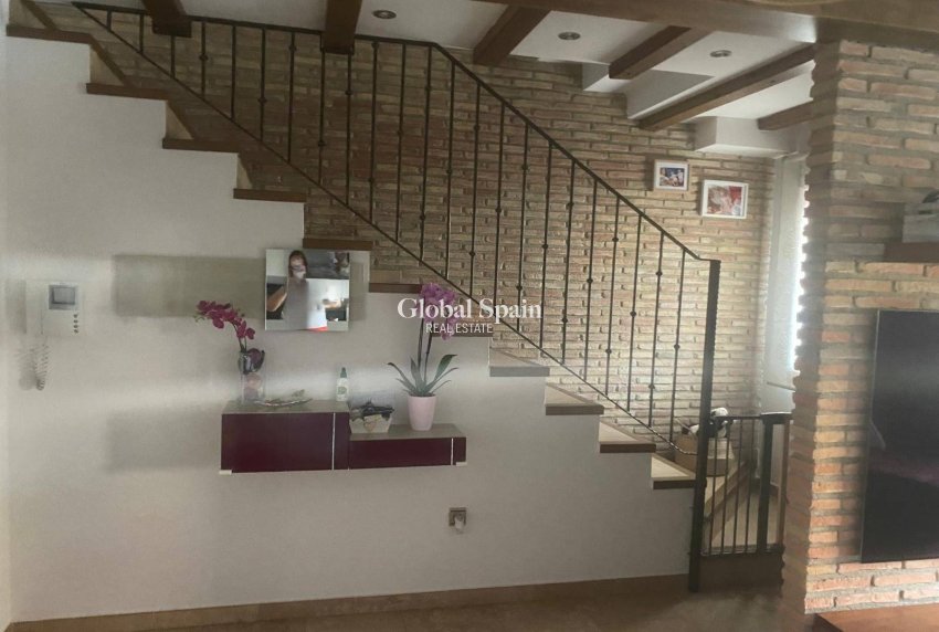 Resale - HOUSE -
SAN PEDRO DEL PINATAR - Villaalegría