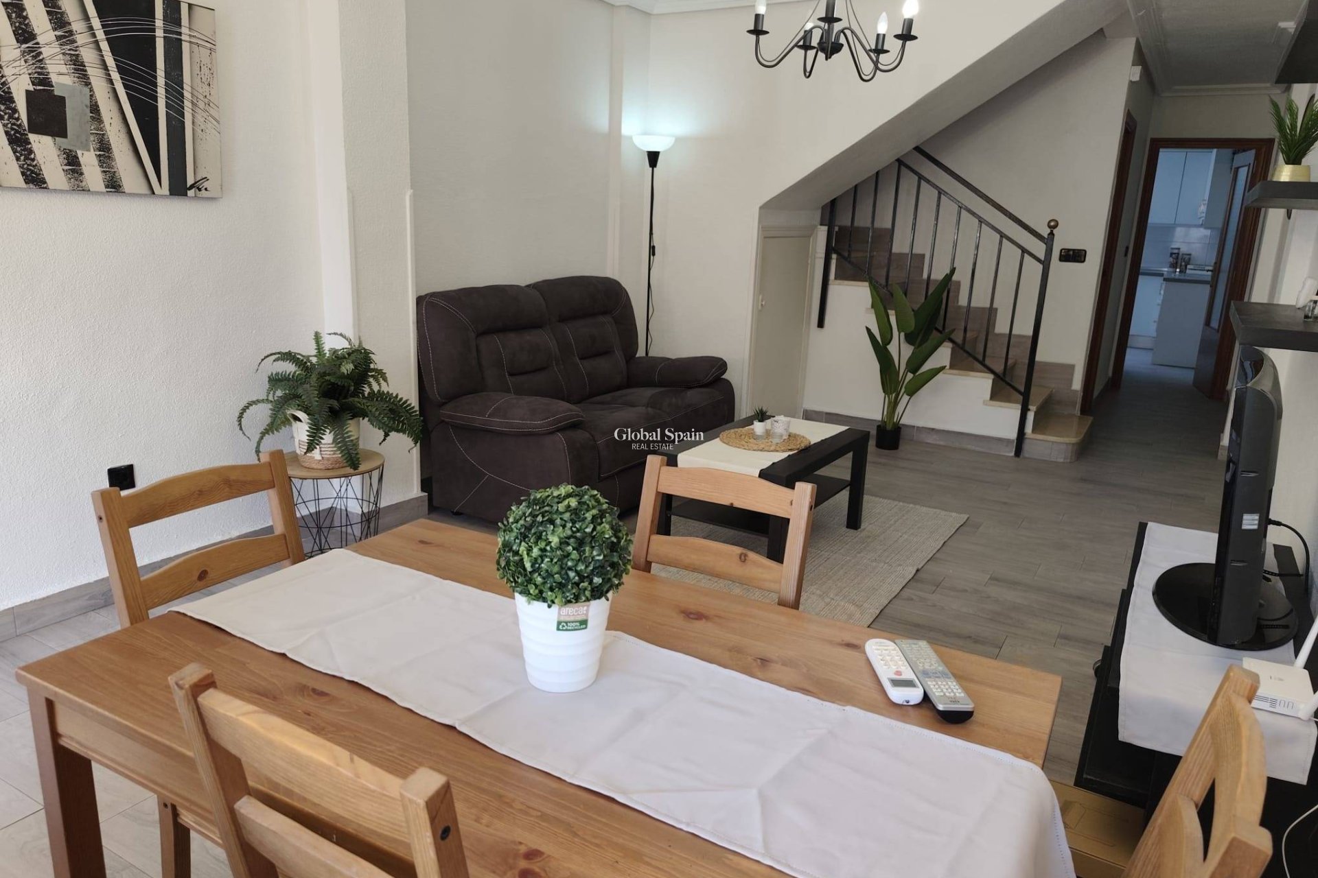 Resale - HOUSE -
SAN PEDRO DEL PINATAR - Villananitos
