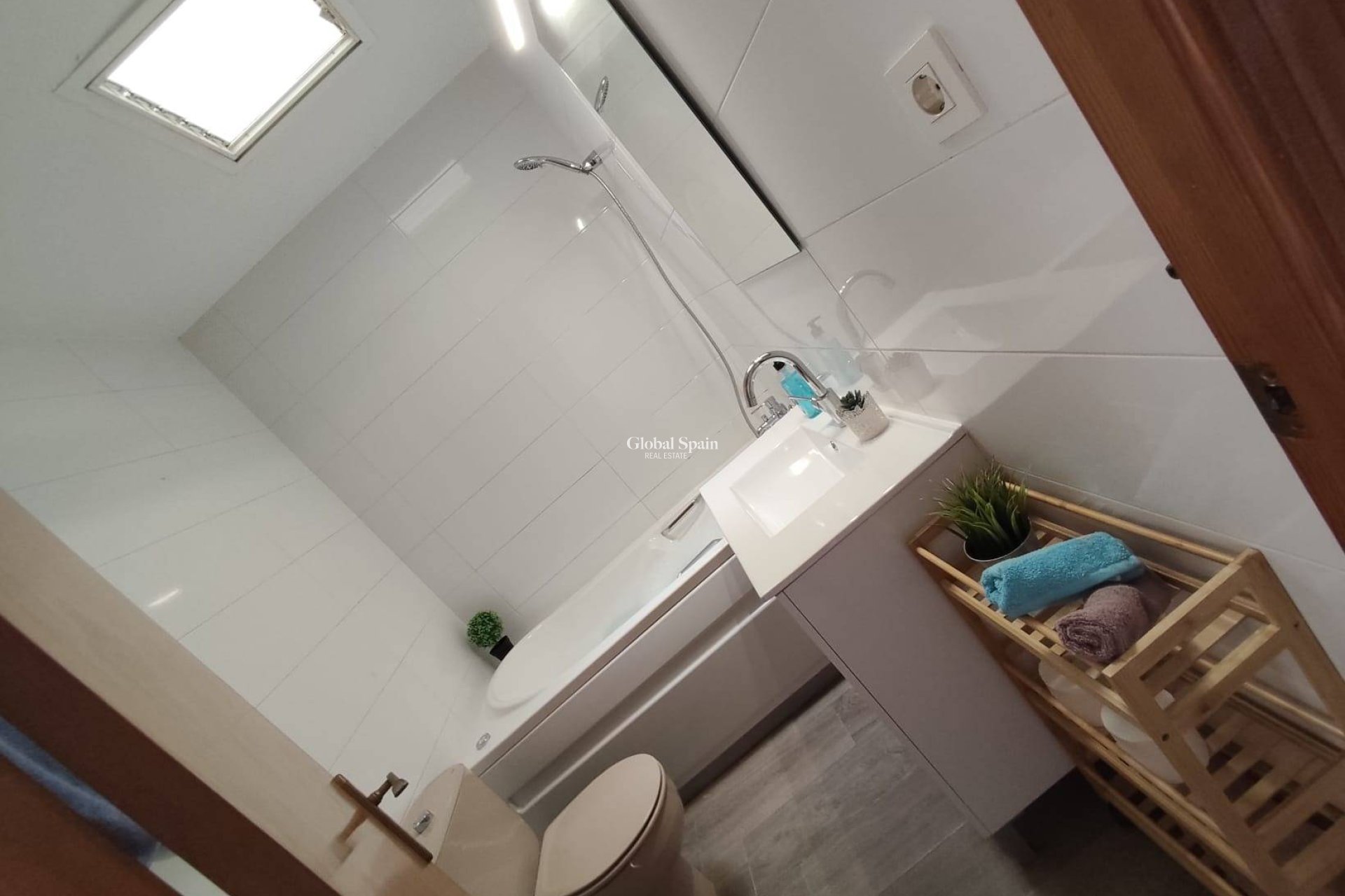 Resale - HOUSE -
SAN PEDRO DEL PINATAR - Villananitos