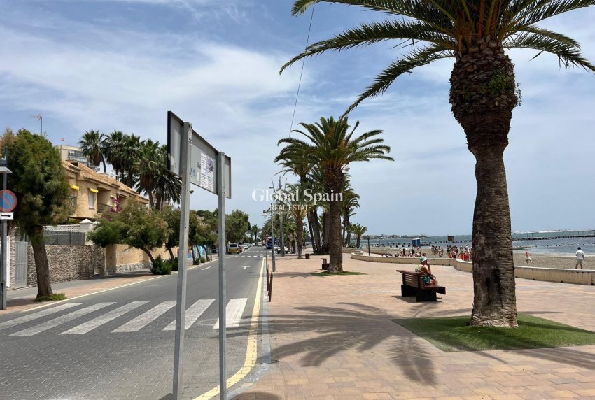 Resale - HOUSE -
SANTIAGO DE LA RIBERA - Playa De Santiago De La Ribera