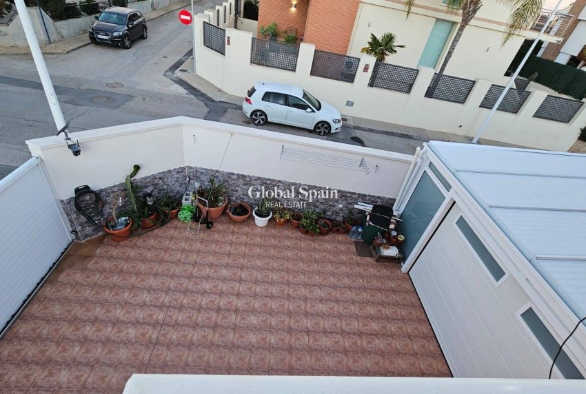 Resale - HOUSE -
SANTIAGO DE LA RIBERA - Playa De Santiago De La Ribera