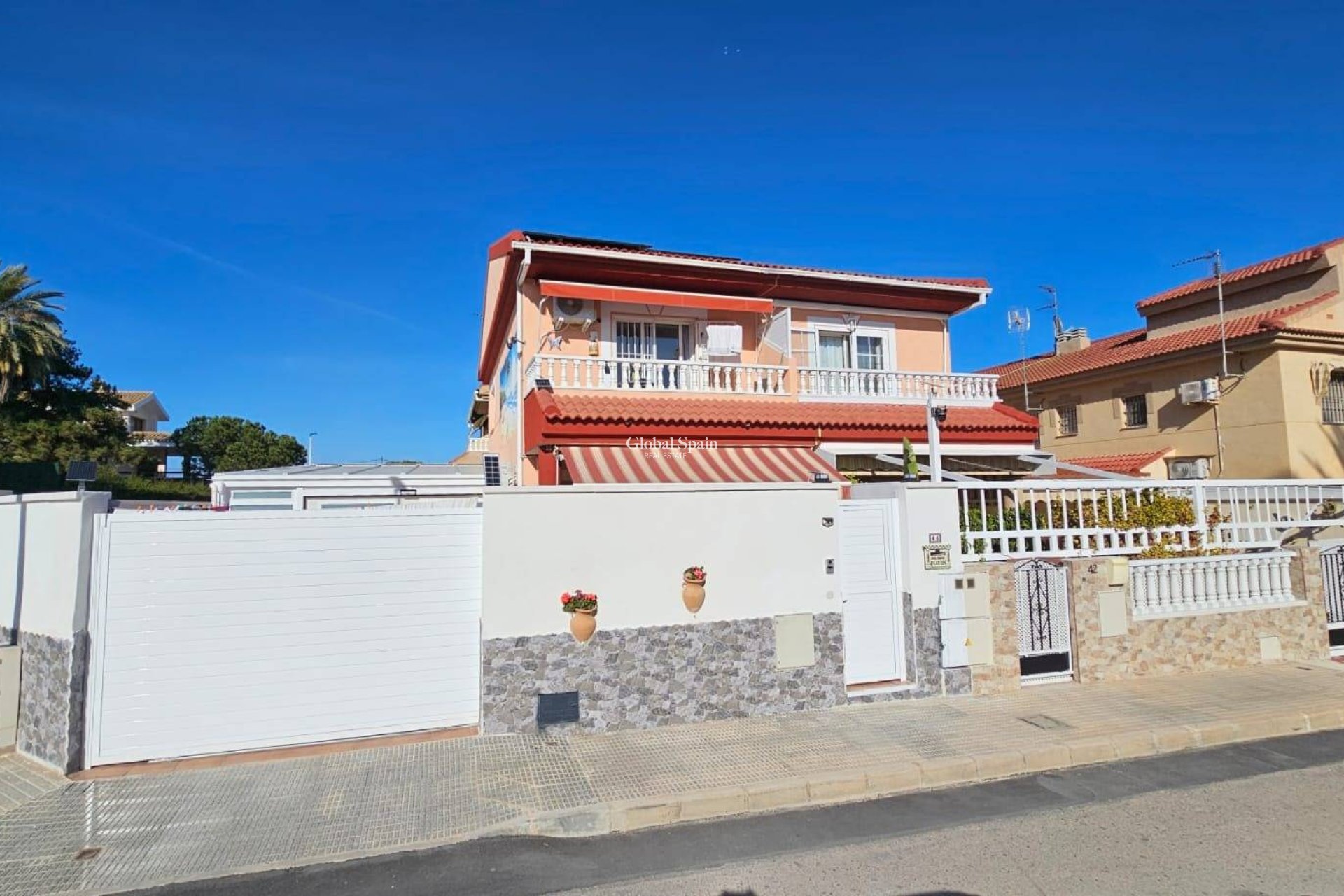 Resale - HOUSE -
SANTIAGO DE LA RIBERA - Playa De Santiago De La Ribera
