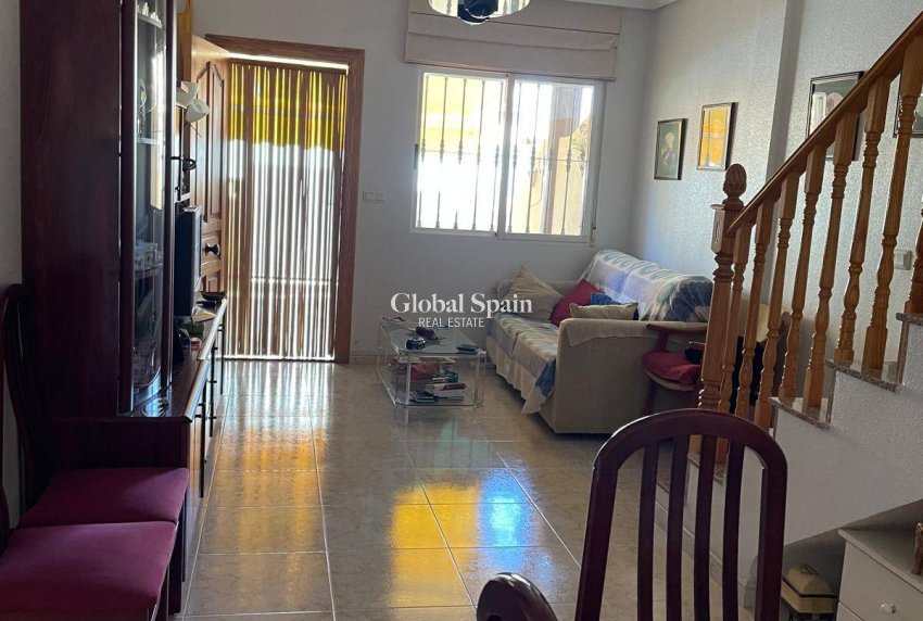 Resale - HOUSE -
SANTIAGO DE LA RIBERA - San Blas