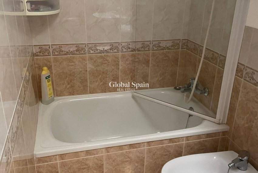 Resale - HOUSE -
SANTIAGO DE LA RIBERA - San Blas