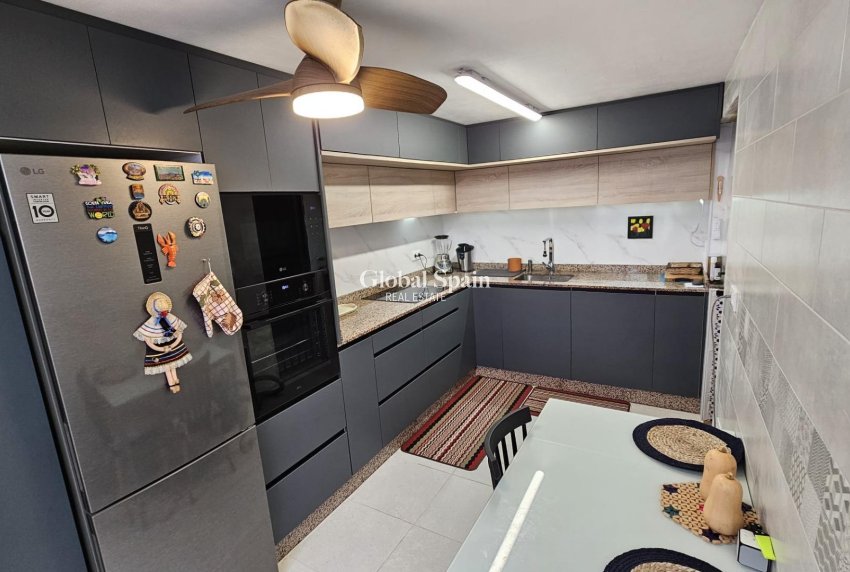 Resale - HOUSE -
SANTIAGO DE LA RIBERA - Santiago de la Ribera