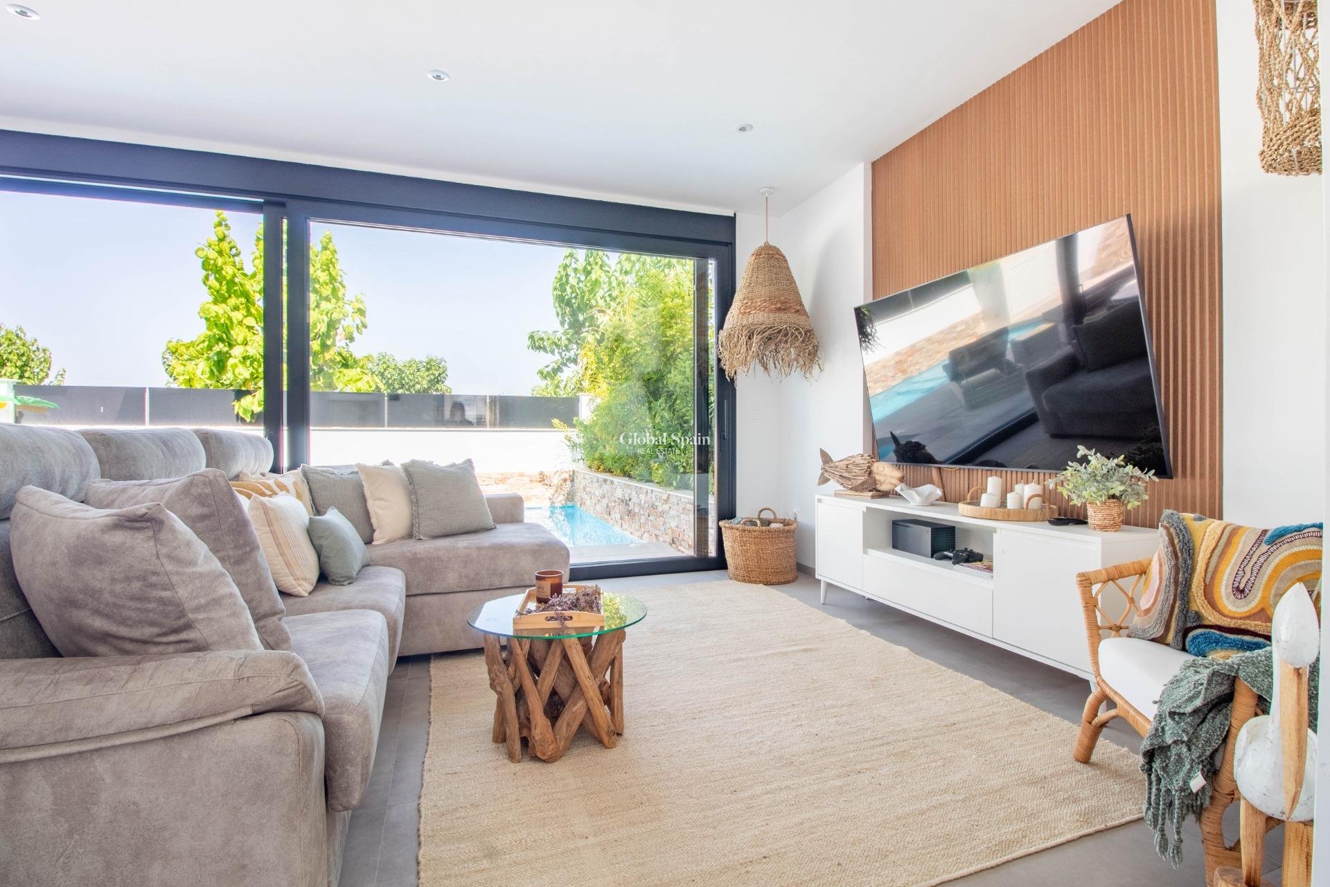 Resale - House -
Santiago de la ribera - zona san blas