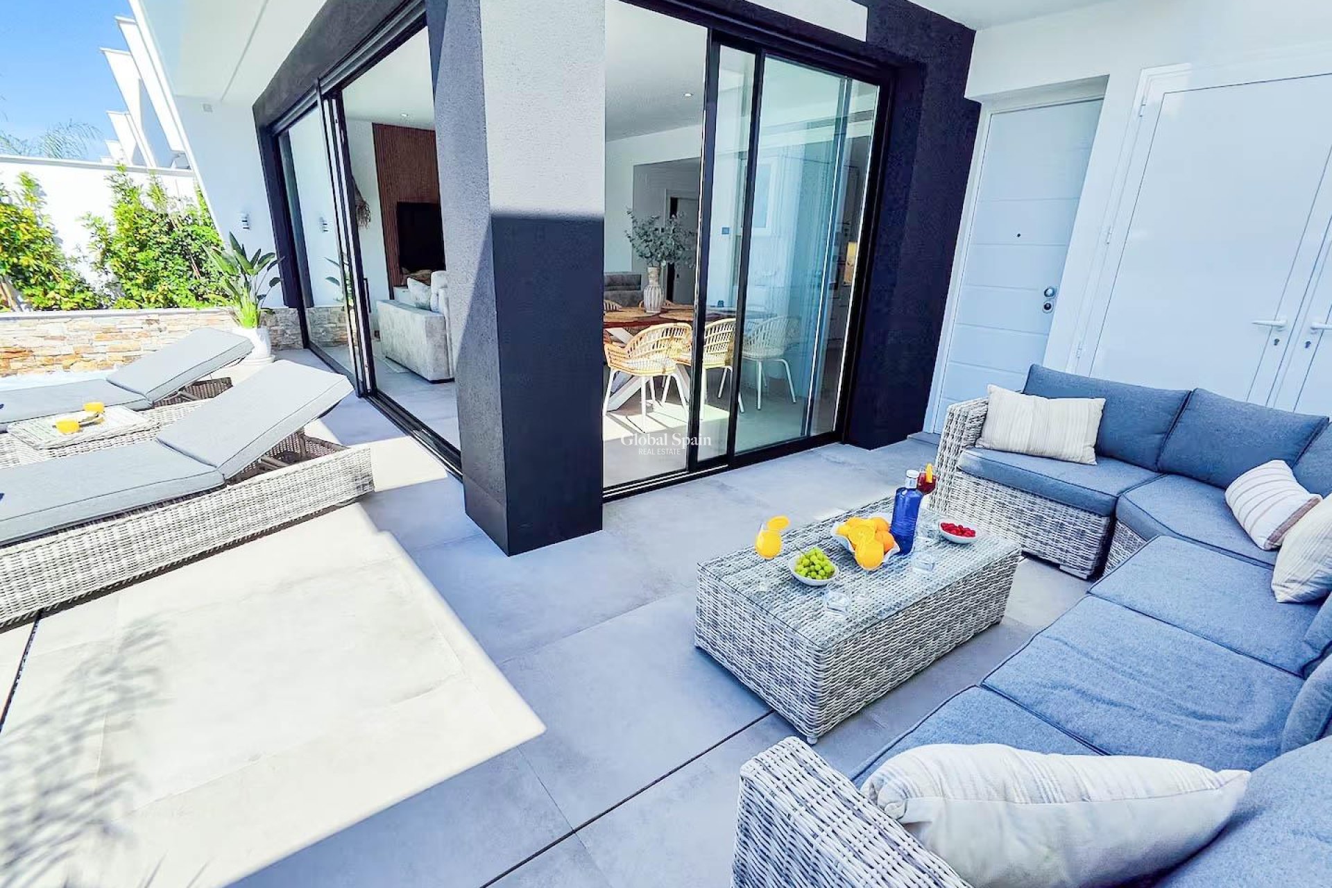 Resale - House -
Santiago de la ribera - zona san blas