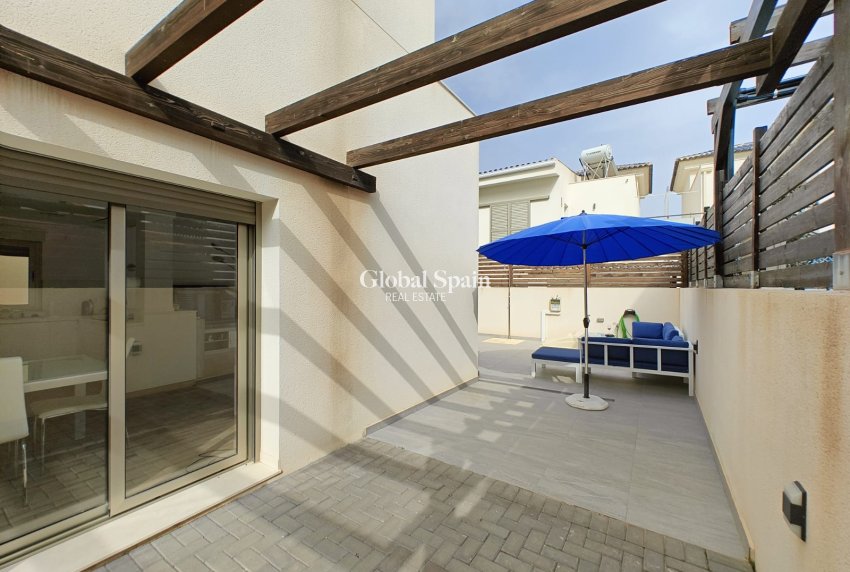 Resale - House - Semi-Detached House -
COX - Cox