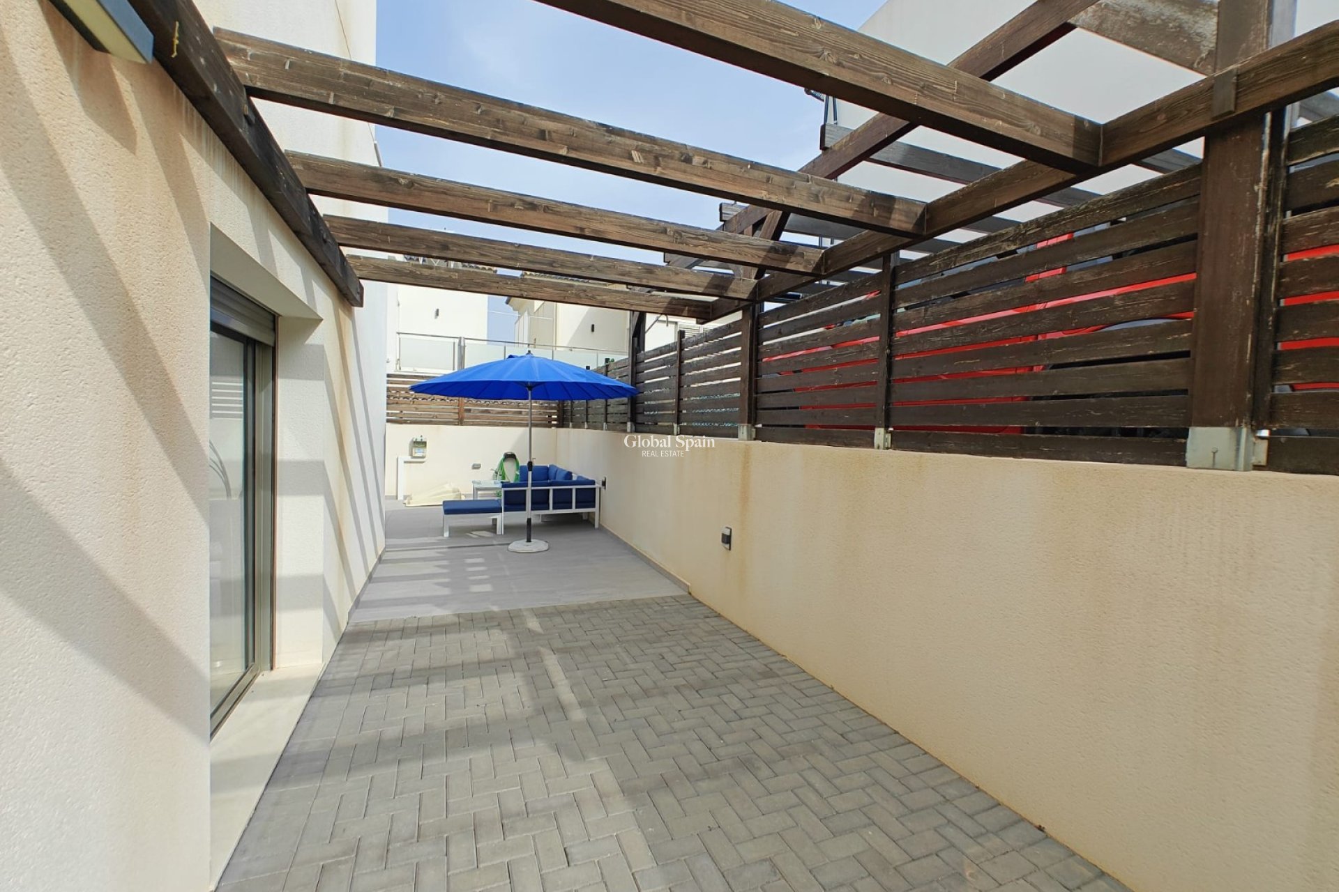 Resale - House - Semi-Detached House -
COX - Cox