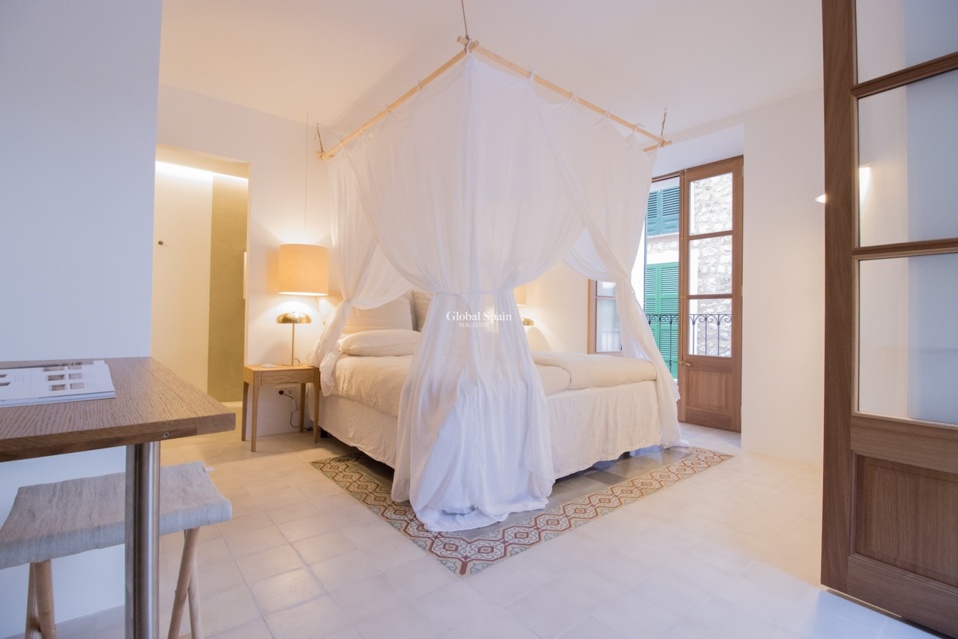 Resale - House -
Soller - optional location detail