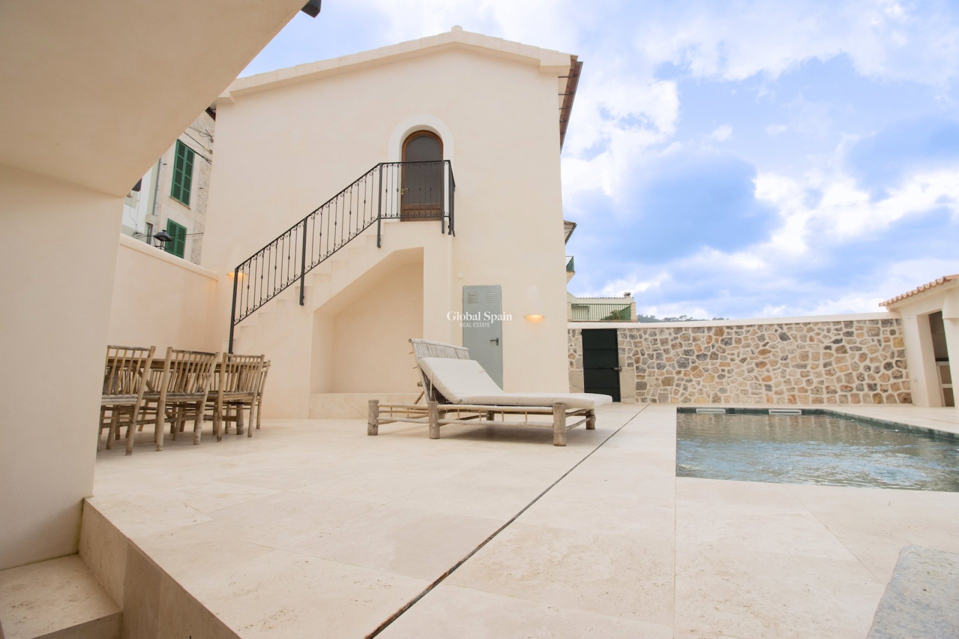 Resale - House -
Soller - optional location detail