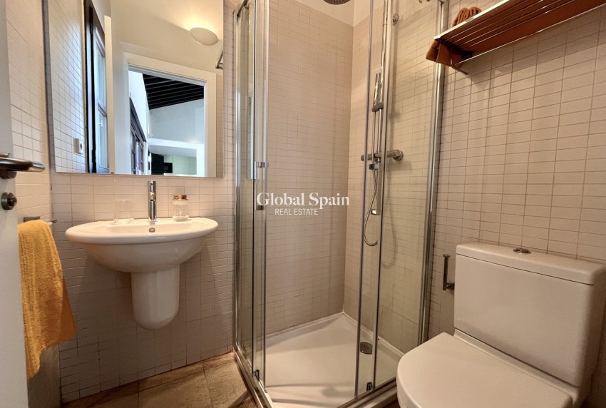 Resale - HOUSE -
SUCINA - Inland