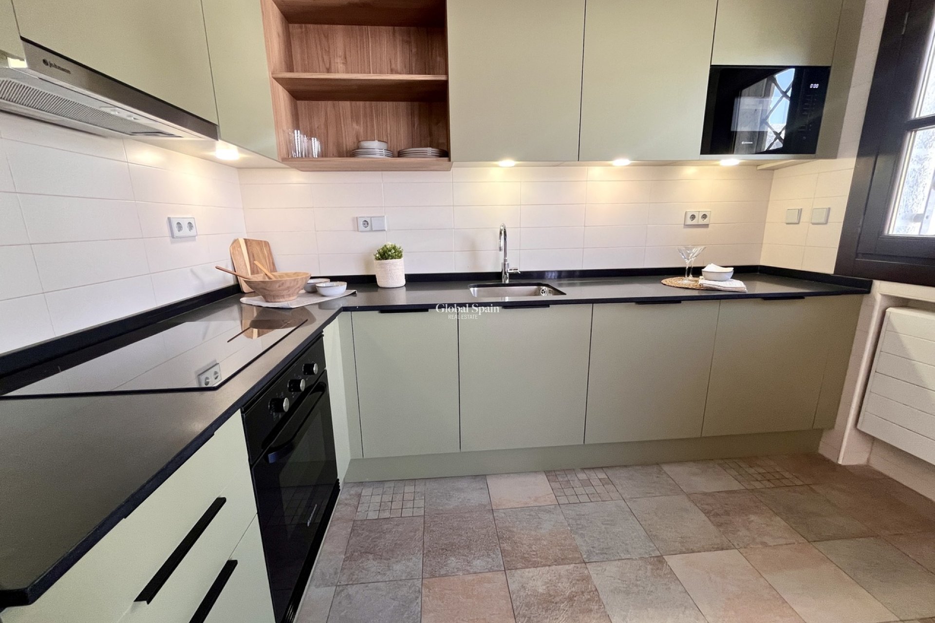 Resale - HOUSE -
SUCINA - Inland