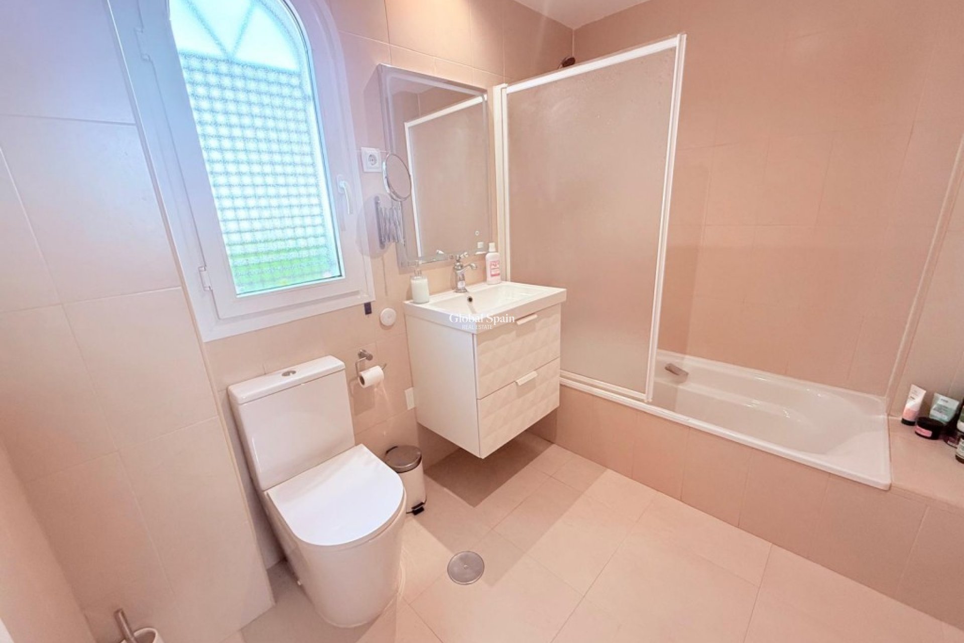 Resale - HOUSE -
SUCINA - Inland