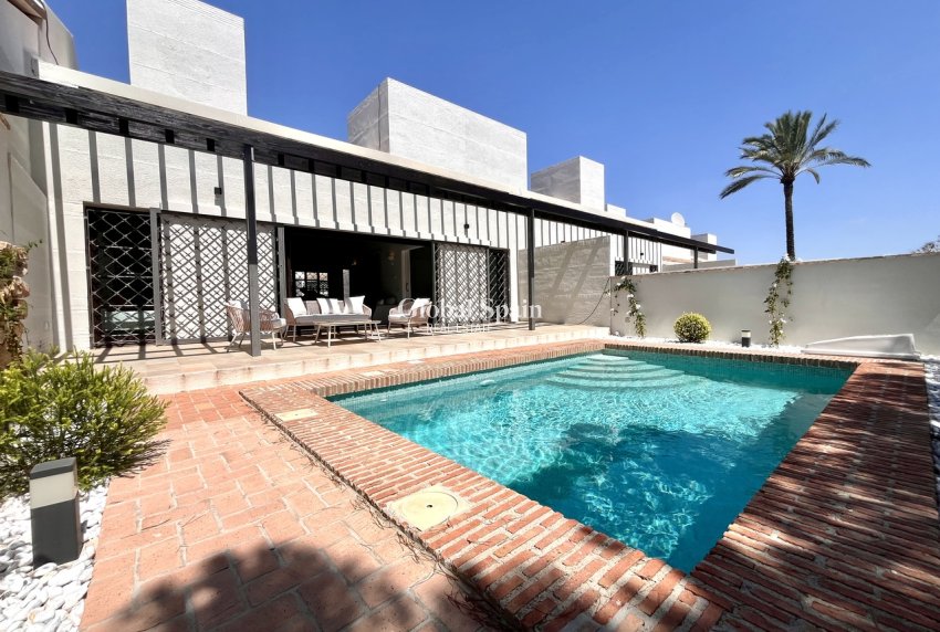 Resale - HOUSE -
SUCINA - Inland