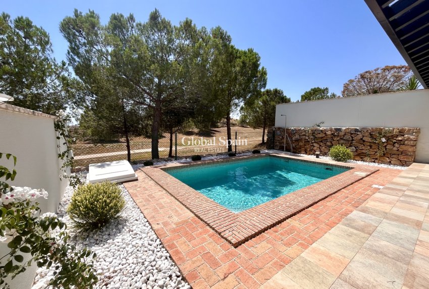 Resale - HOUSE -
SUCINA - Inland