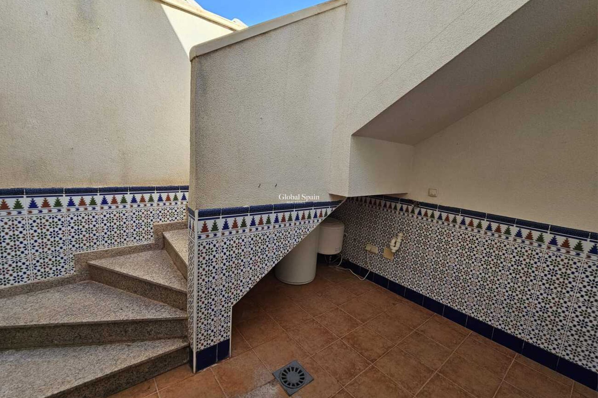 Resale - HOUSE -
SUCINA - Sucina