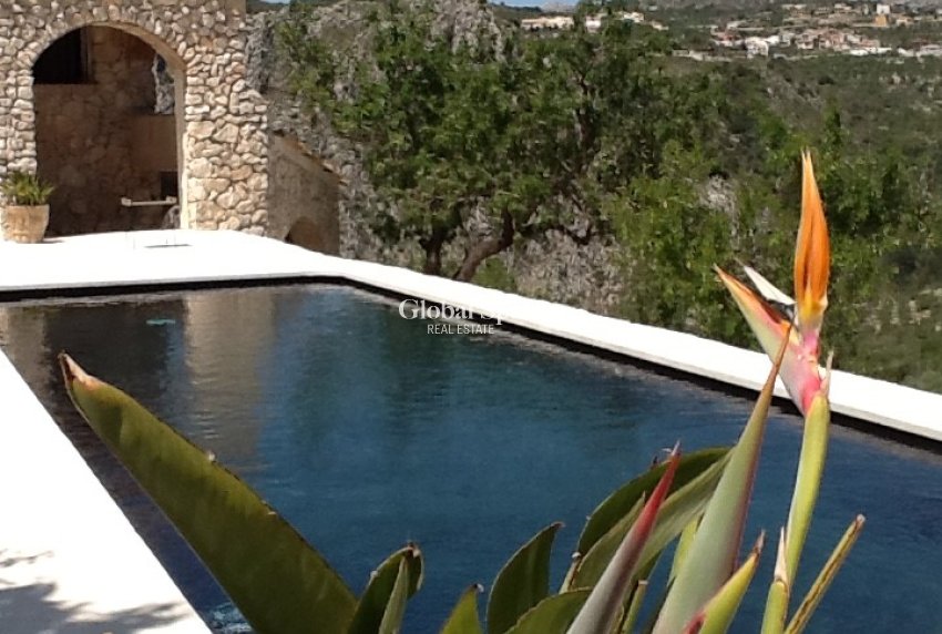 Resale - HOUSE -
TÀRBENA - Inland