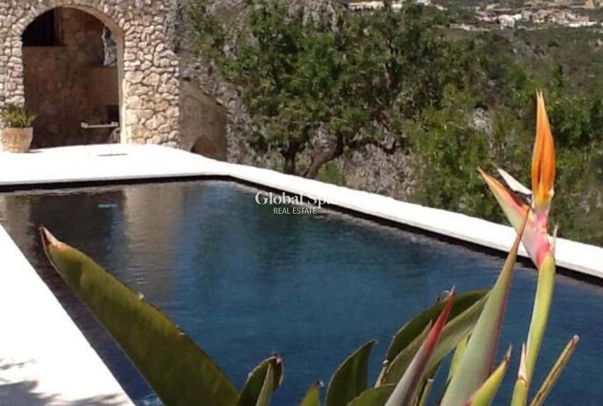 Resale - HOUSE -
TÀRBENA - Inland