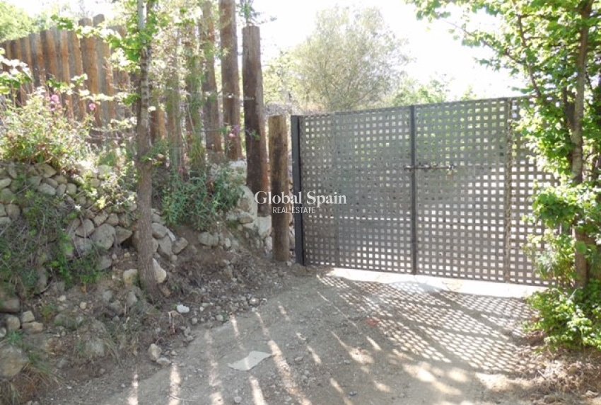 Resale - HOUSE -
TÀRBENA - Inland