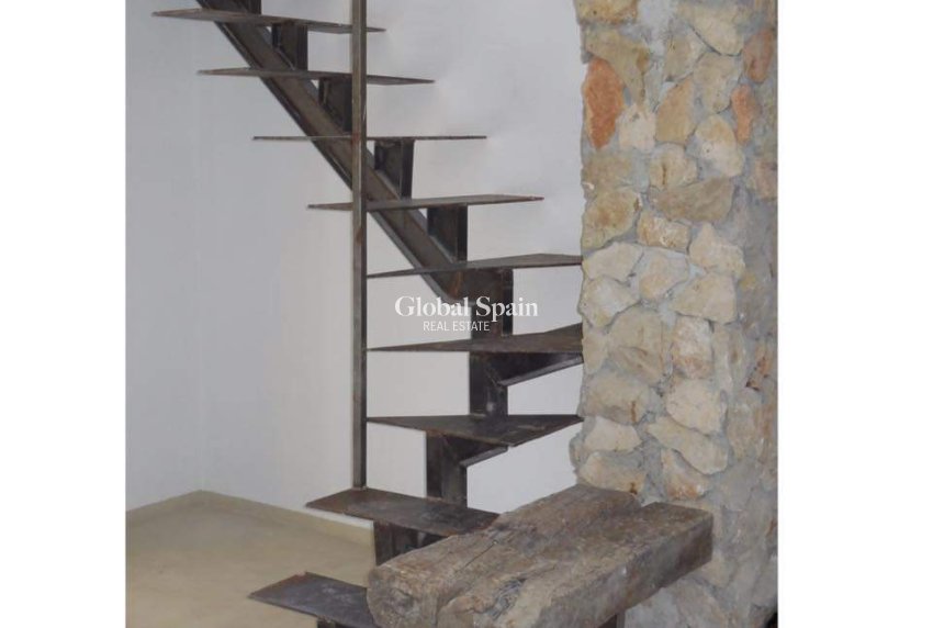 Resale - HOUSE -
TÀRBENA - Inland